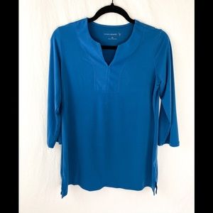 ❤️ 3/20 Susan Graver Blue Top